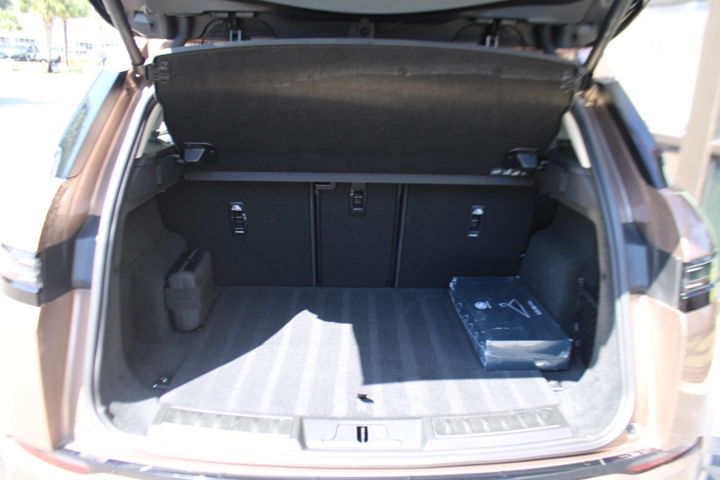 2024 Land Rover Range Rover Evoque Dynamic SE photo 25