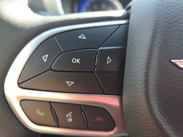 2026 Chrysler Pacifica Pinnacle photo 21