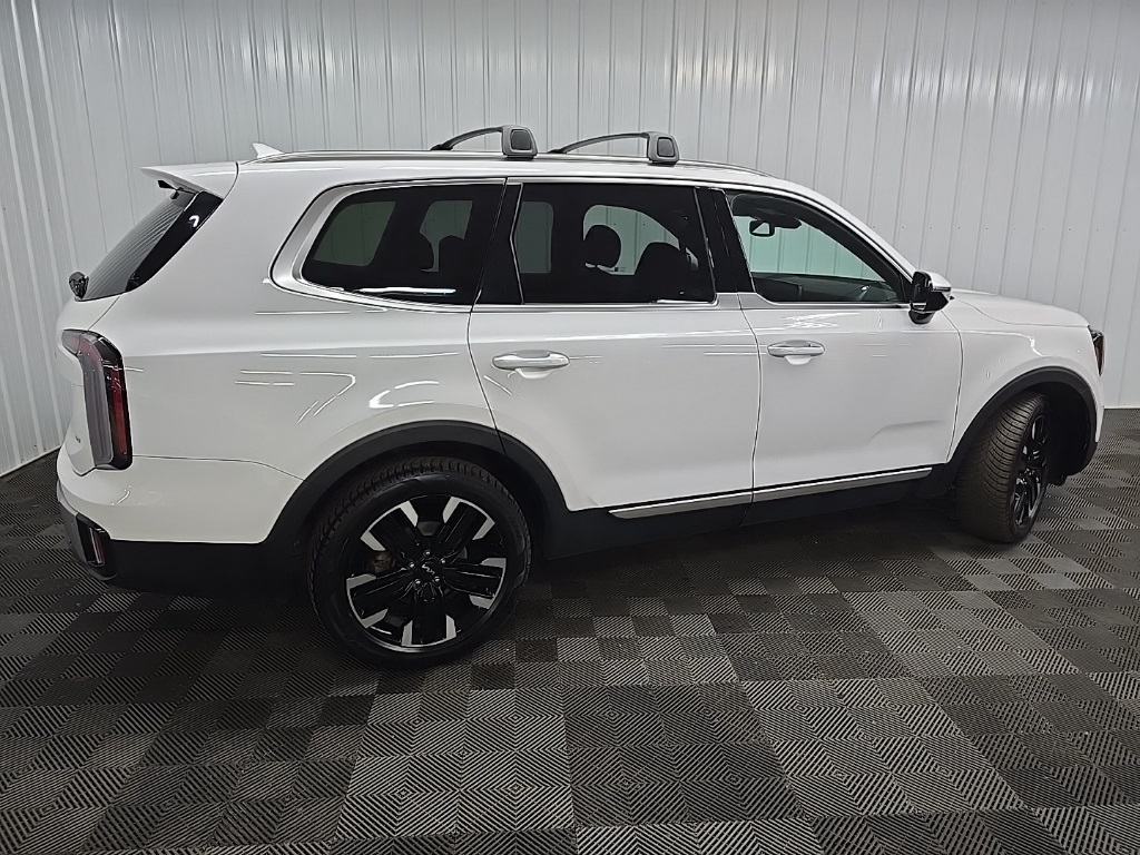 2023 Kia Telluride SX photo 3