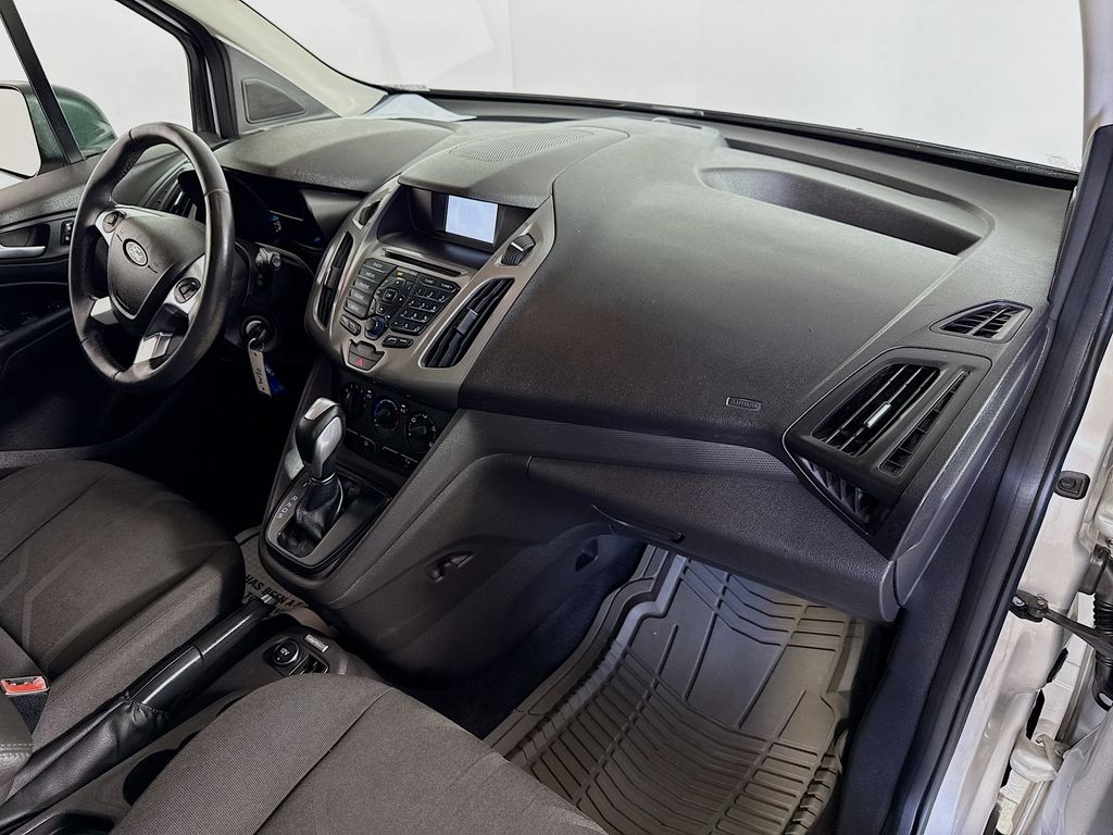 2015 Ford Transit Connect XLT photo 28