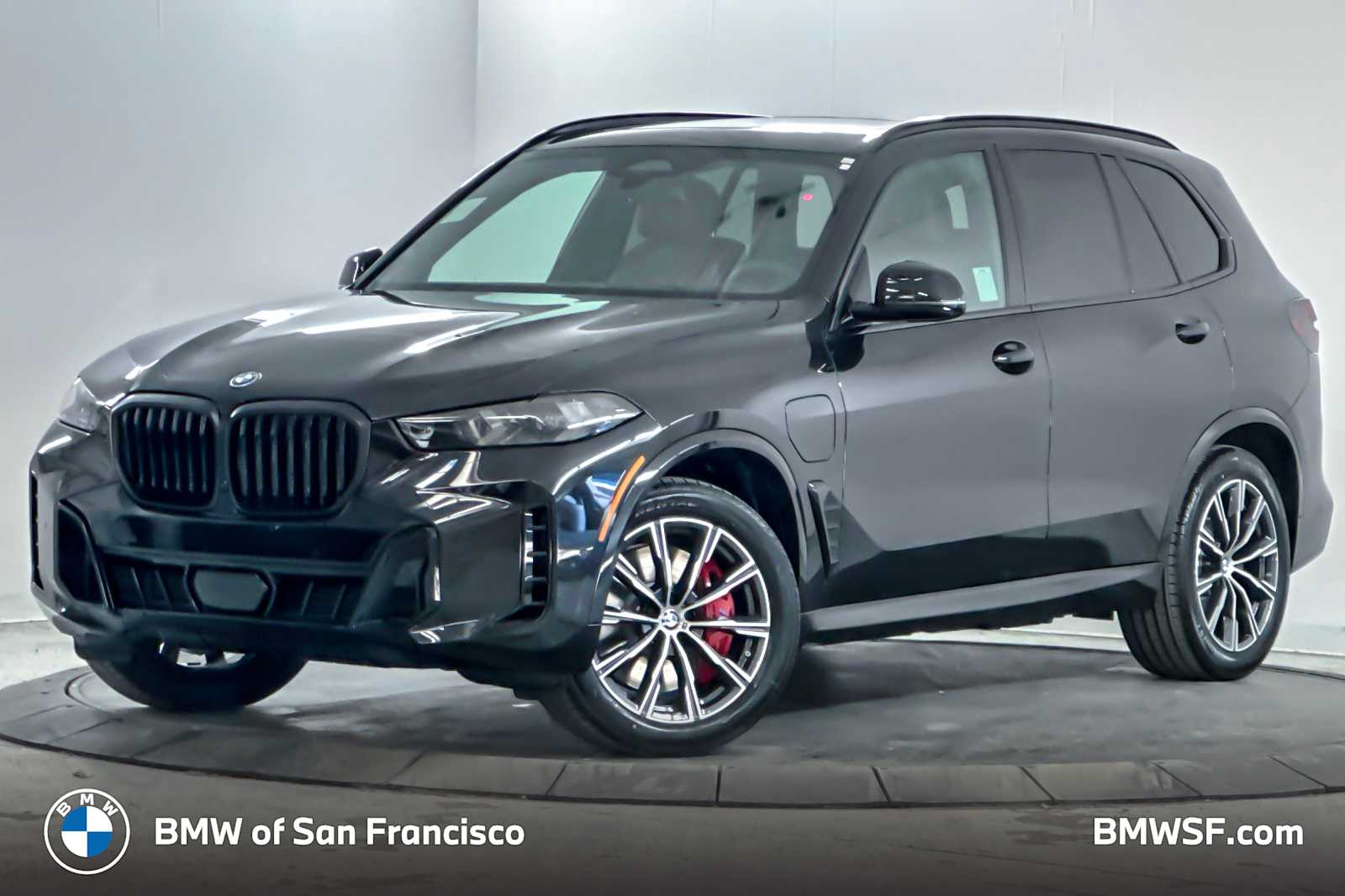 2026 BMW X5 50e's photo