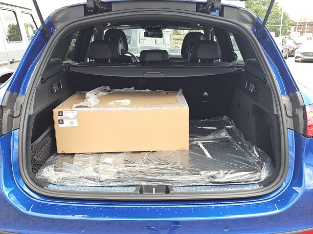 2026 Mercedes Benz GLC 300 4MATIC photo 9