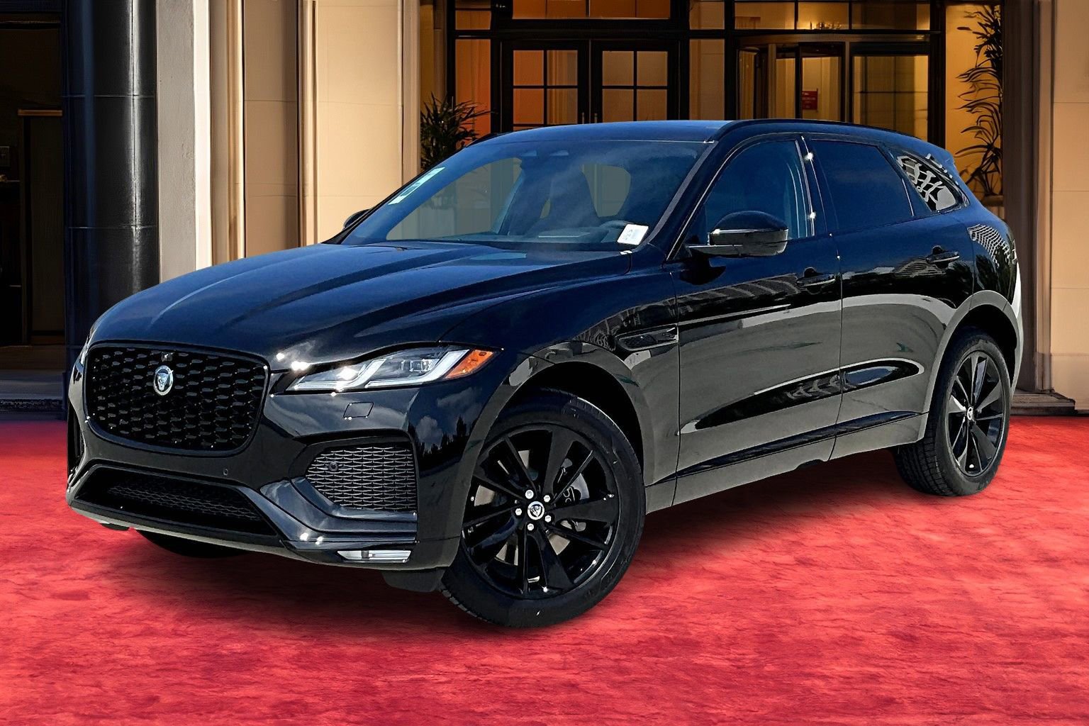 2026 Jaguar F-Pace R-Dynamic S's photo