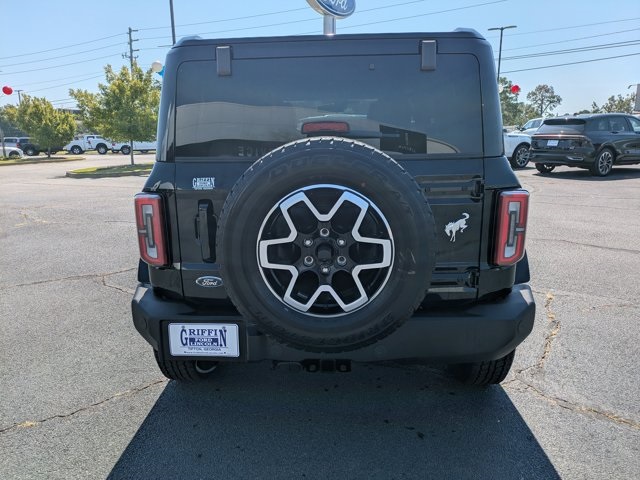 2025 Ford Bronco Outer Banks photo 4
