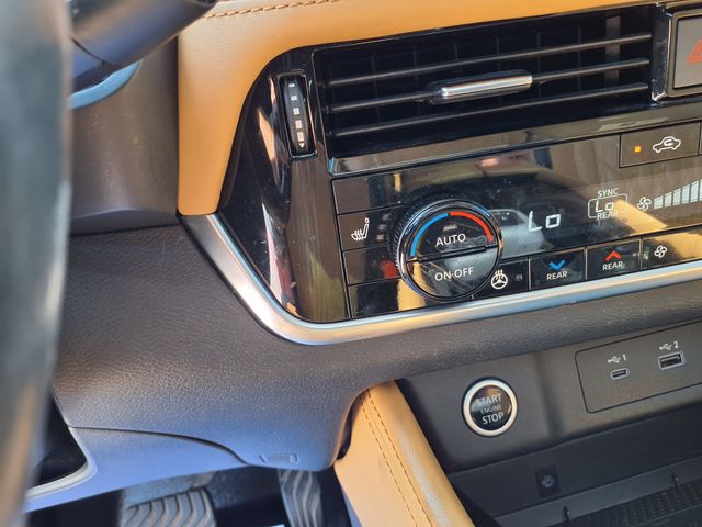 2021 Nissan Rogue Platinum photo 22