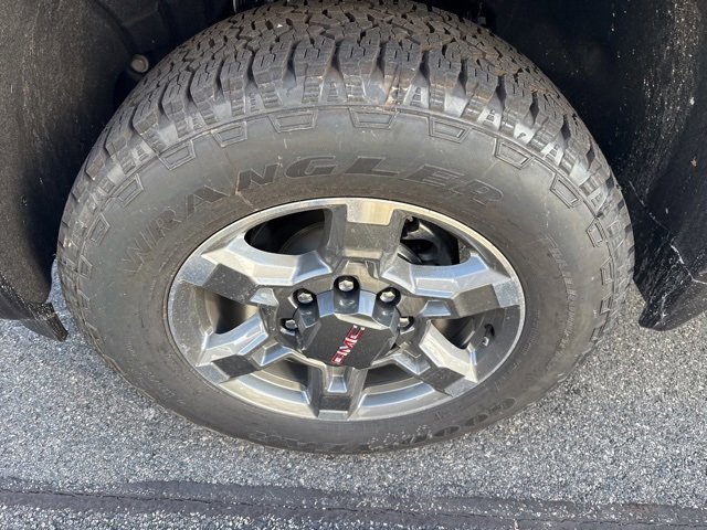 2026 Gmc Sierra 2500 HD SLE photo 4