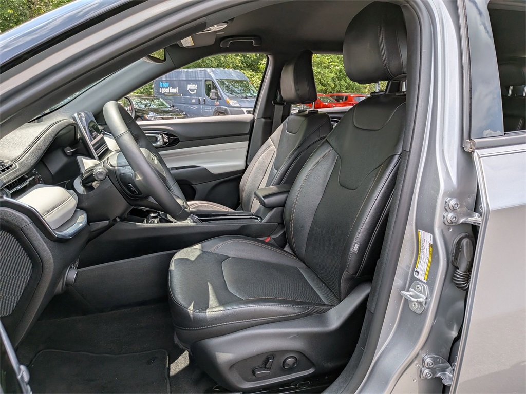 2023 Jeep Compass Limited photo 19