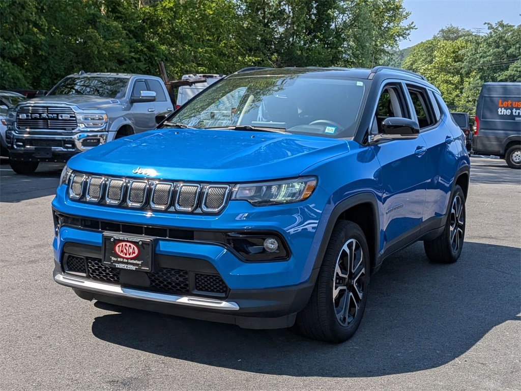 2022 Jeep Compass Limited photo 8