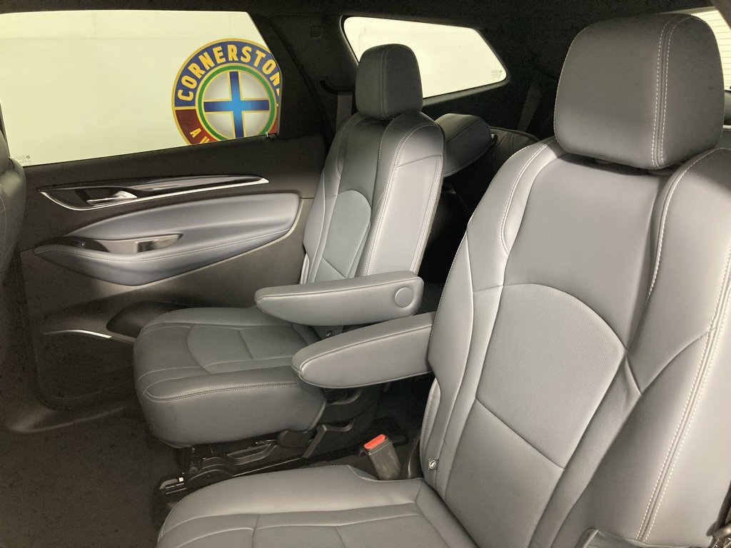 2023 Buick Enclave Essence photo 16