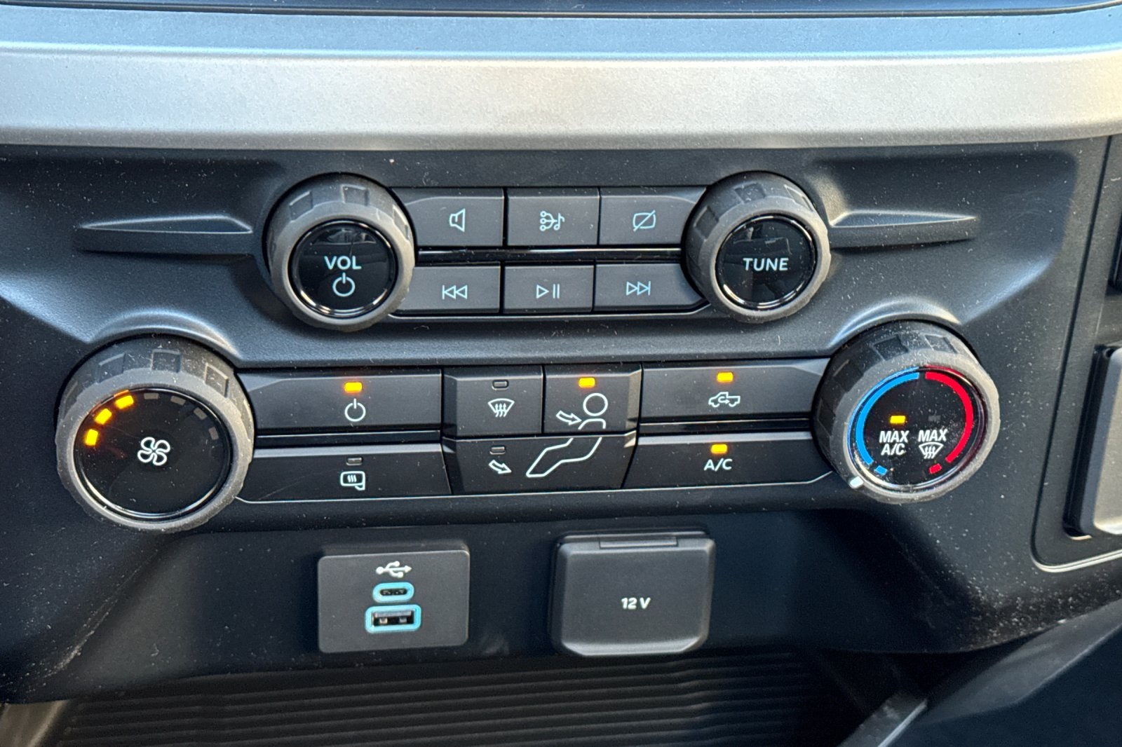 2024 Ford F-250 XL photo 17