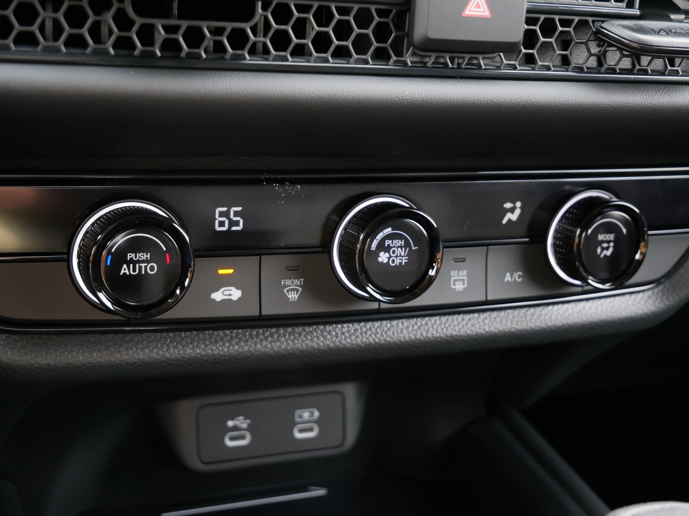 2026 Honda HR-V LX photo 23
