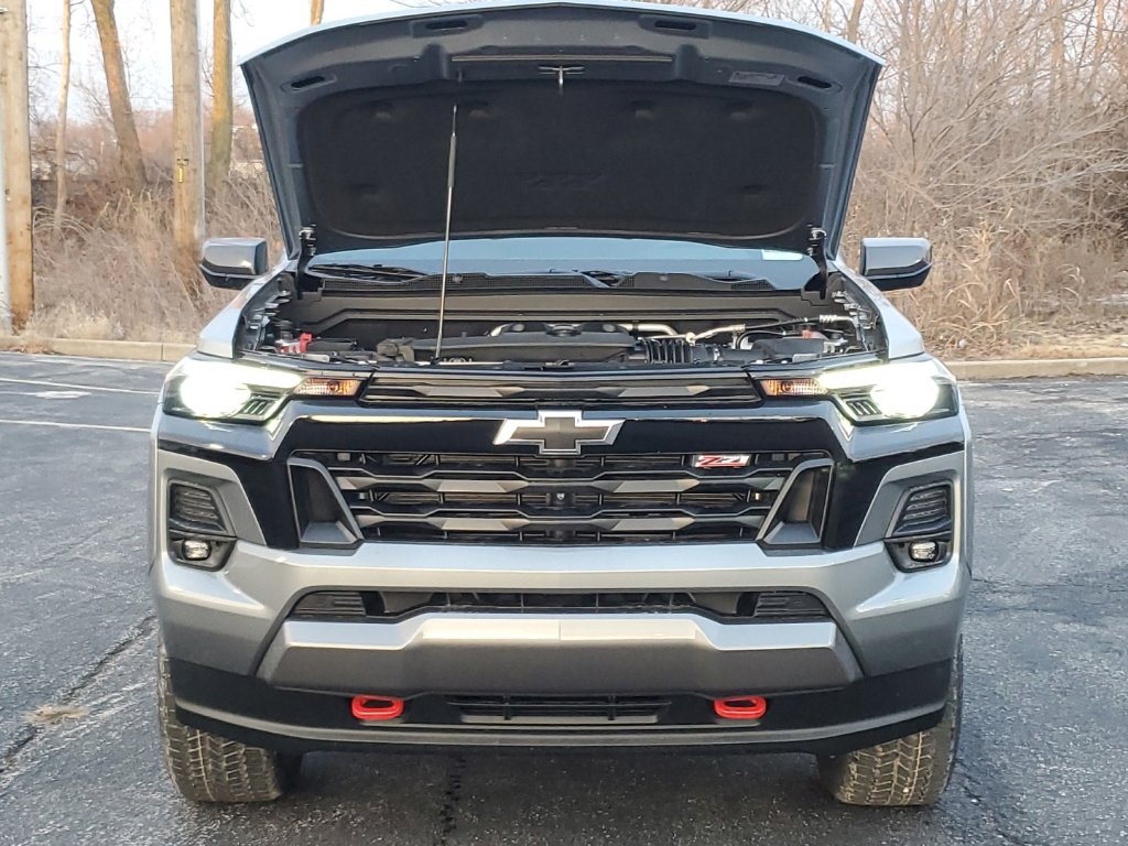 2025 Chevrolet Colorado Z71 photo 22