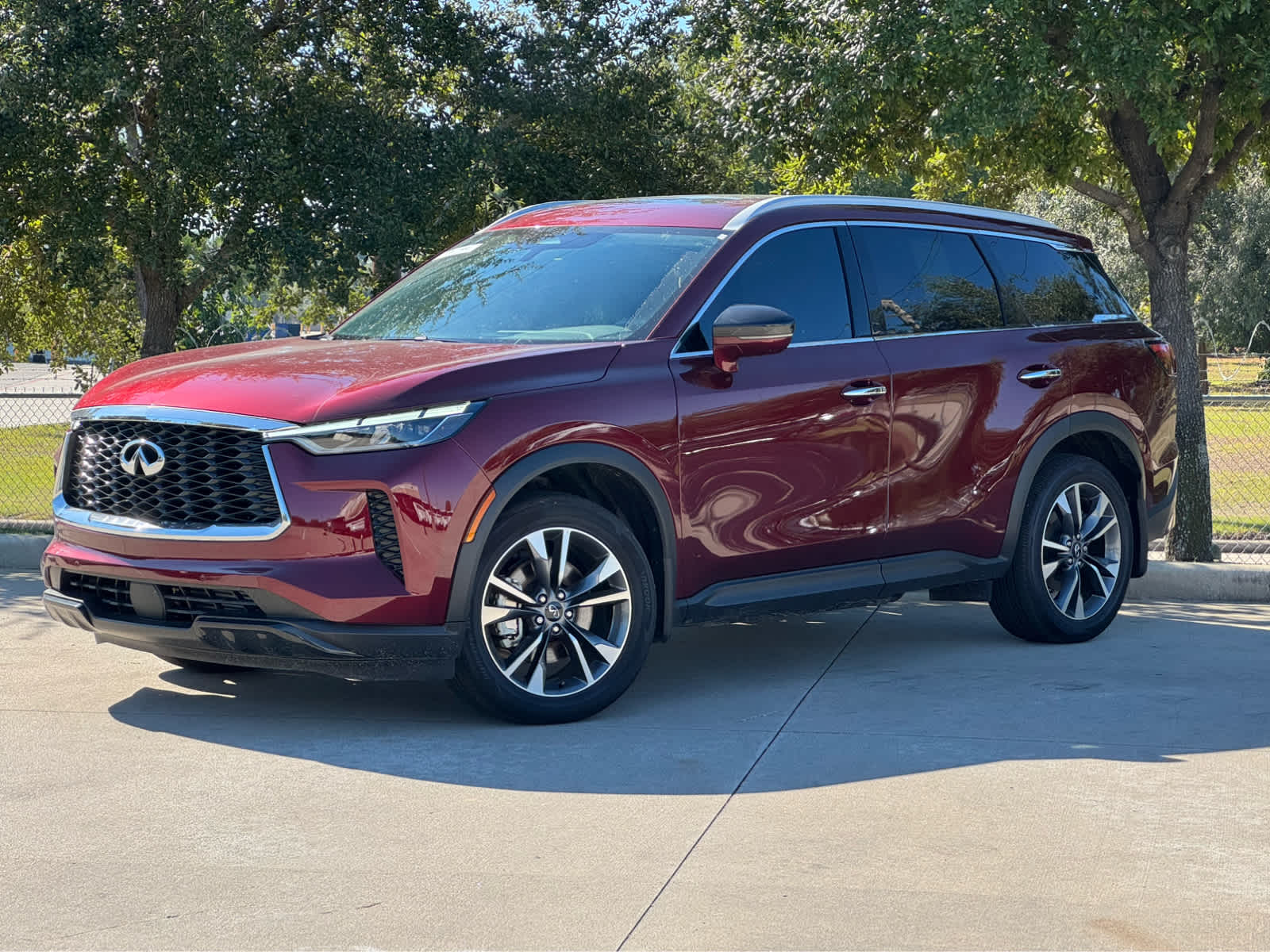2025 INFINITI QX60 LUXE's photo