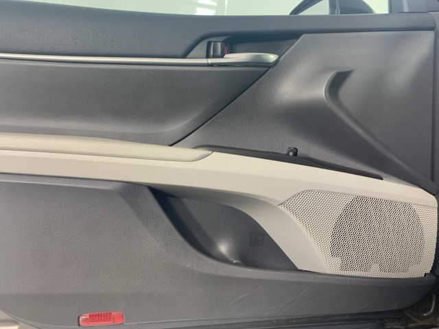 2023 Toyota Camry LE photo 20