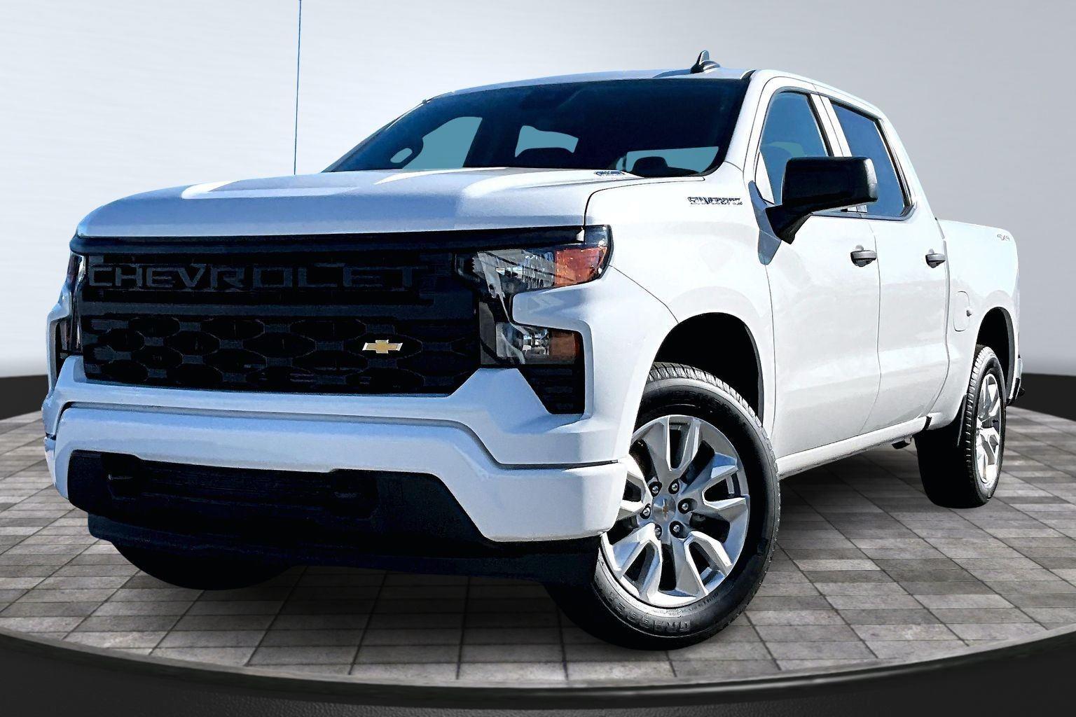 2026 Chevrolet Silverado Base's photo