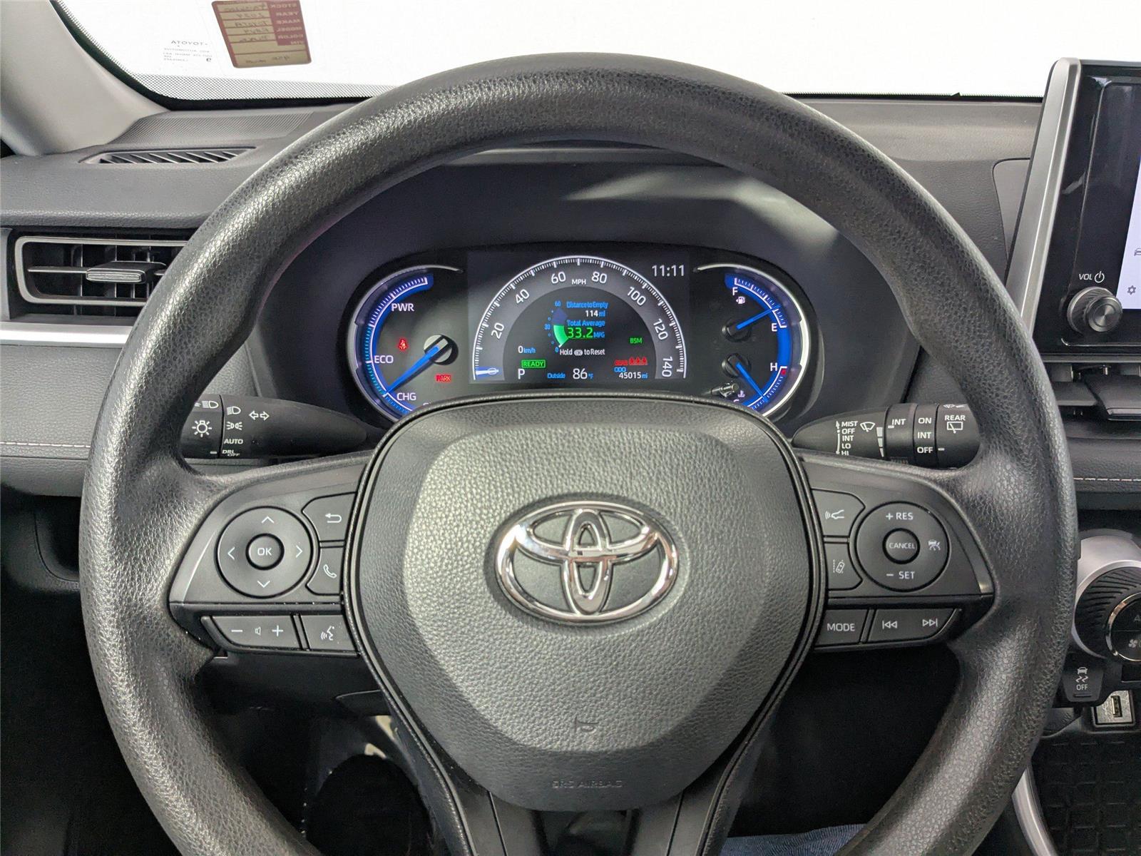 2024 Toyota RAV4 Hybrid XLE photo 11