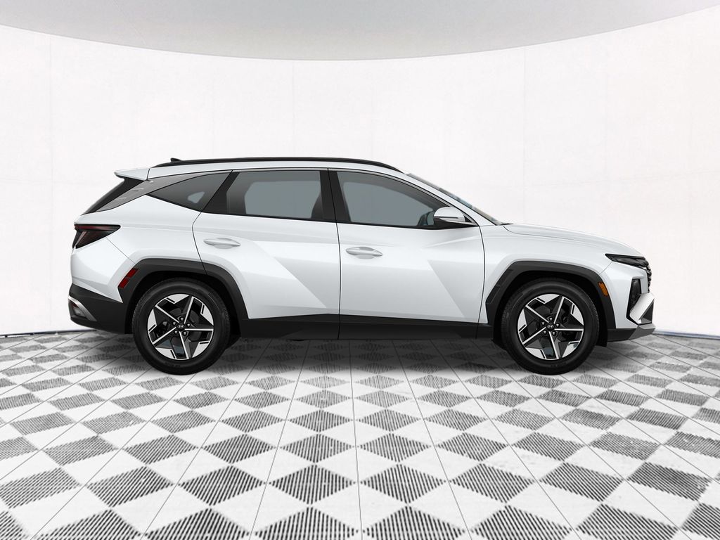 2025 Hyundai Tucson SEL Convenience photo 8