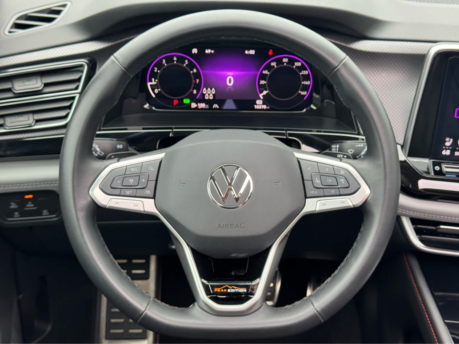 2025 Volkswagen Atlas Peak Edition SE photo 40