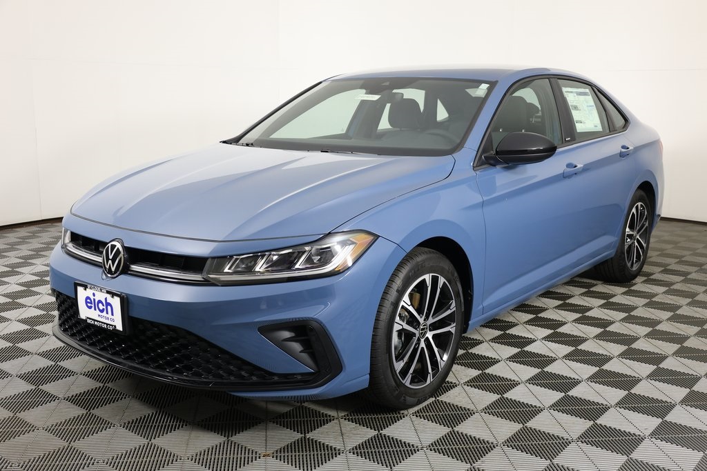 2025 Volkswagen Jetta 1.5T Sport photo 3