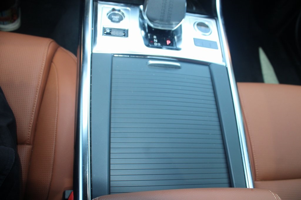 2024 Jaguar XF R-Dynamic AWD photo 19
