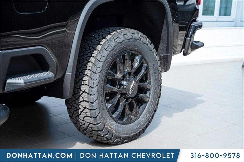 2026 Chevrolet Silverado 2500HD LT photo 41