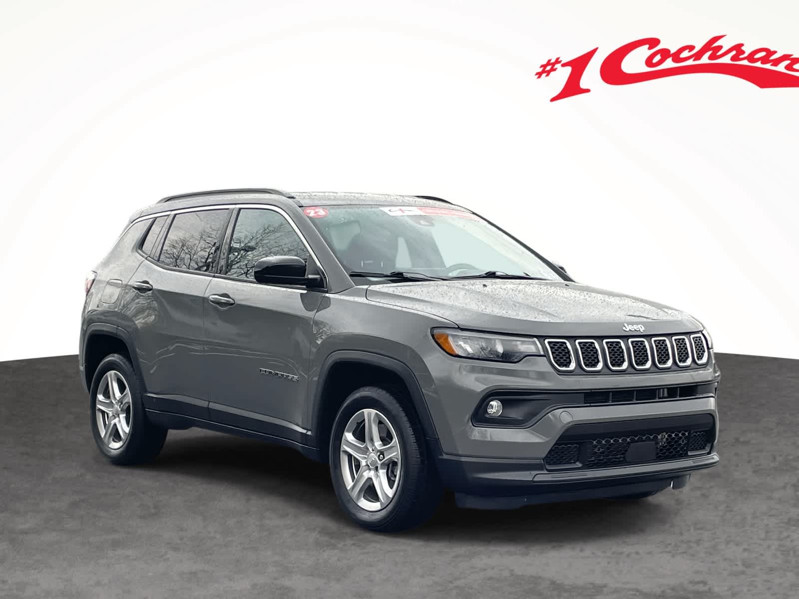 2023 Jeep Compass Latitude's photo
