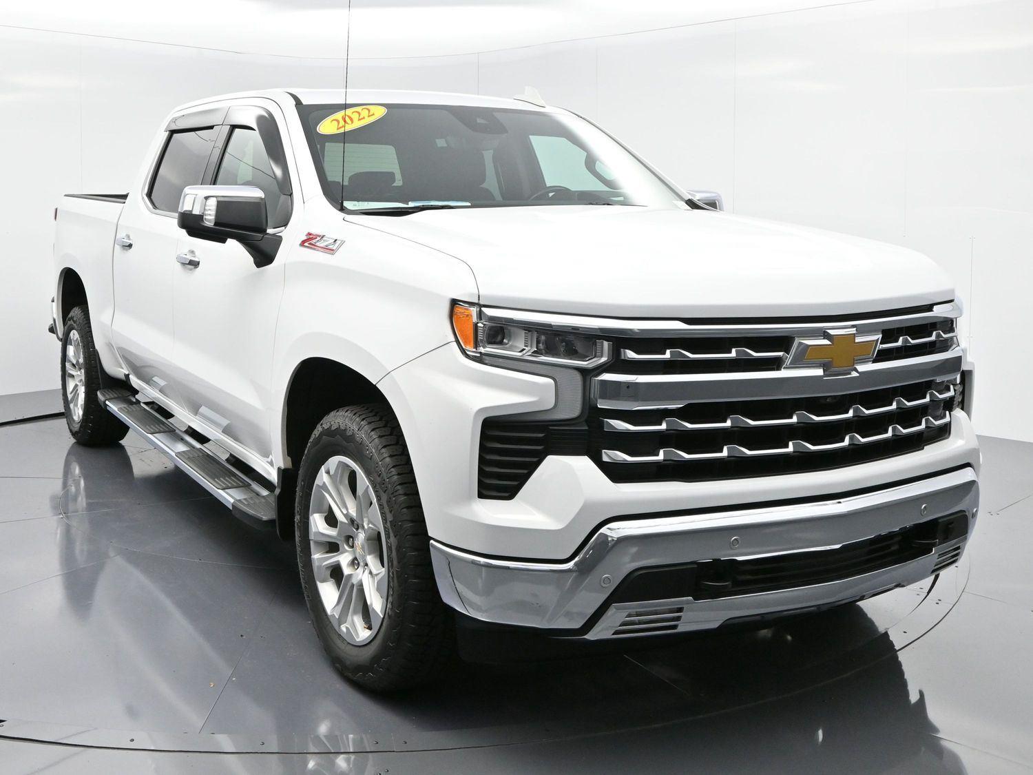 2022 Chevrolet Silverado 1500 LTZ photo 2