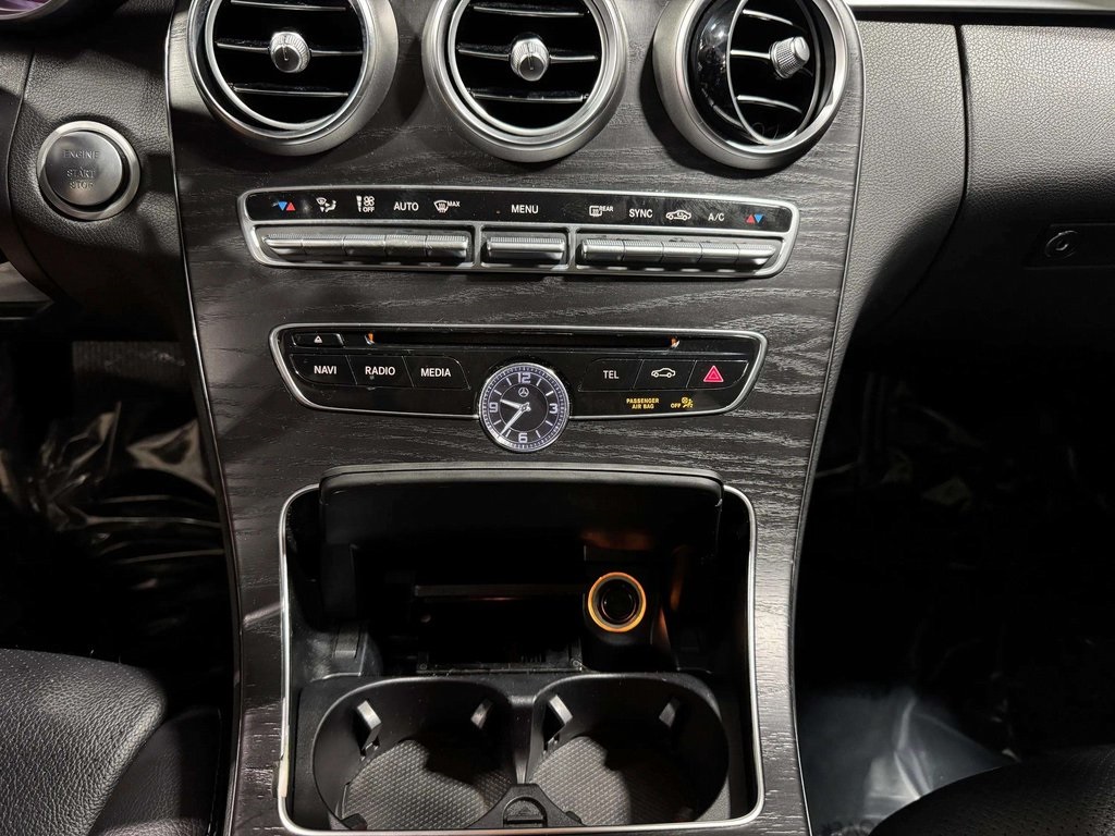 2015 Mercedes Benz C 300 4MATIC photo 17