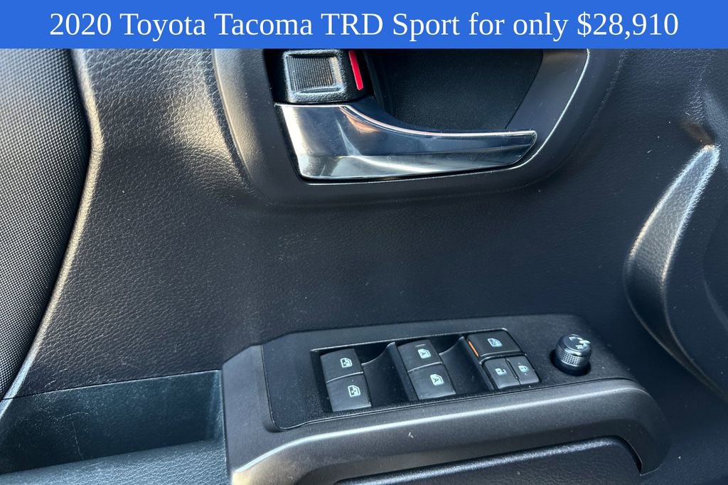 2020 Toyota Tacoma SR5 photo 10