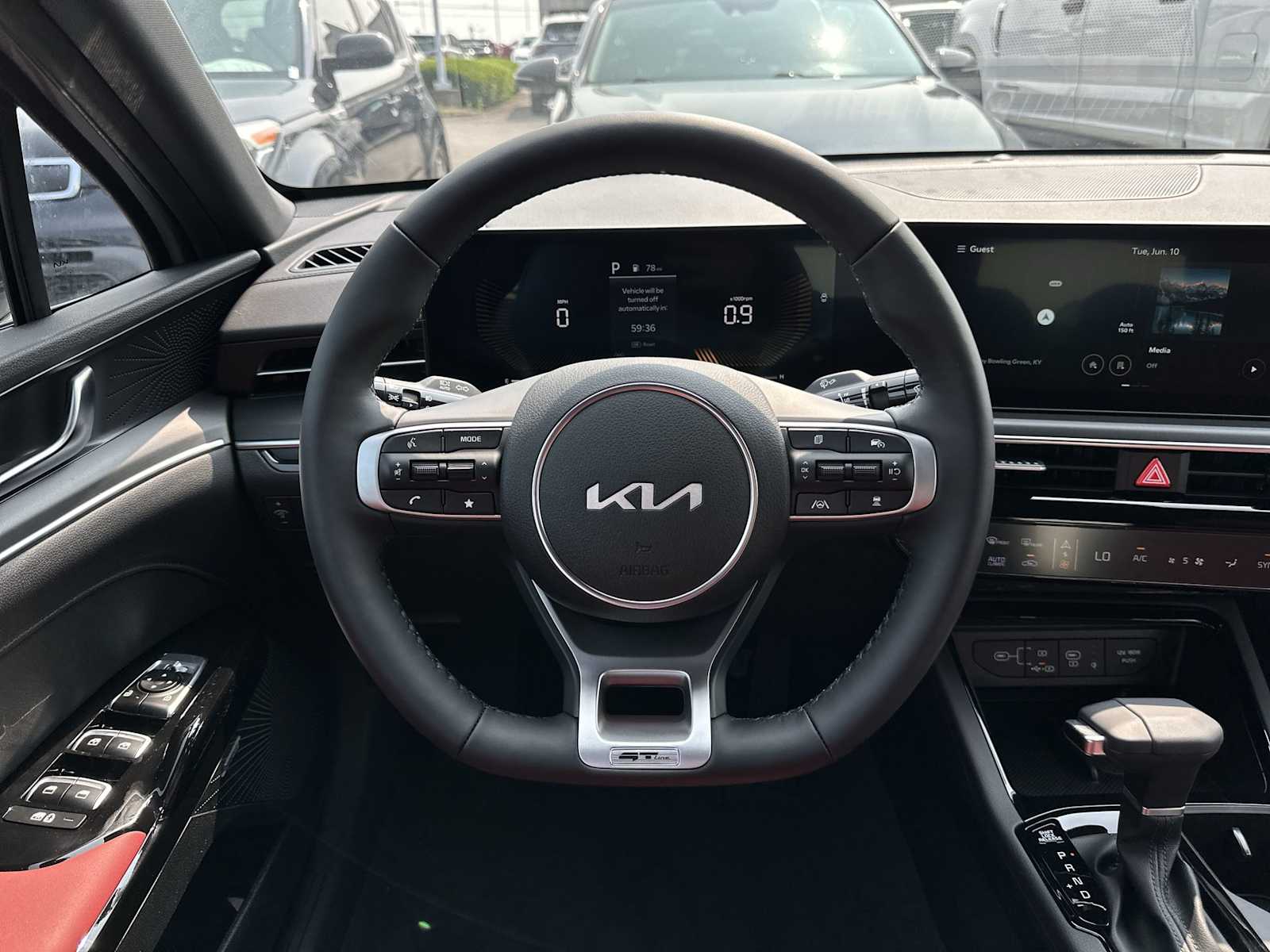 2025 Kia K5 GT-Line photo 6