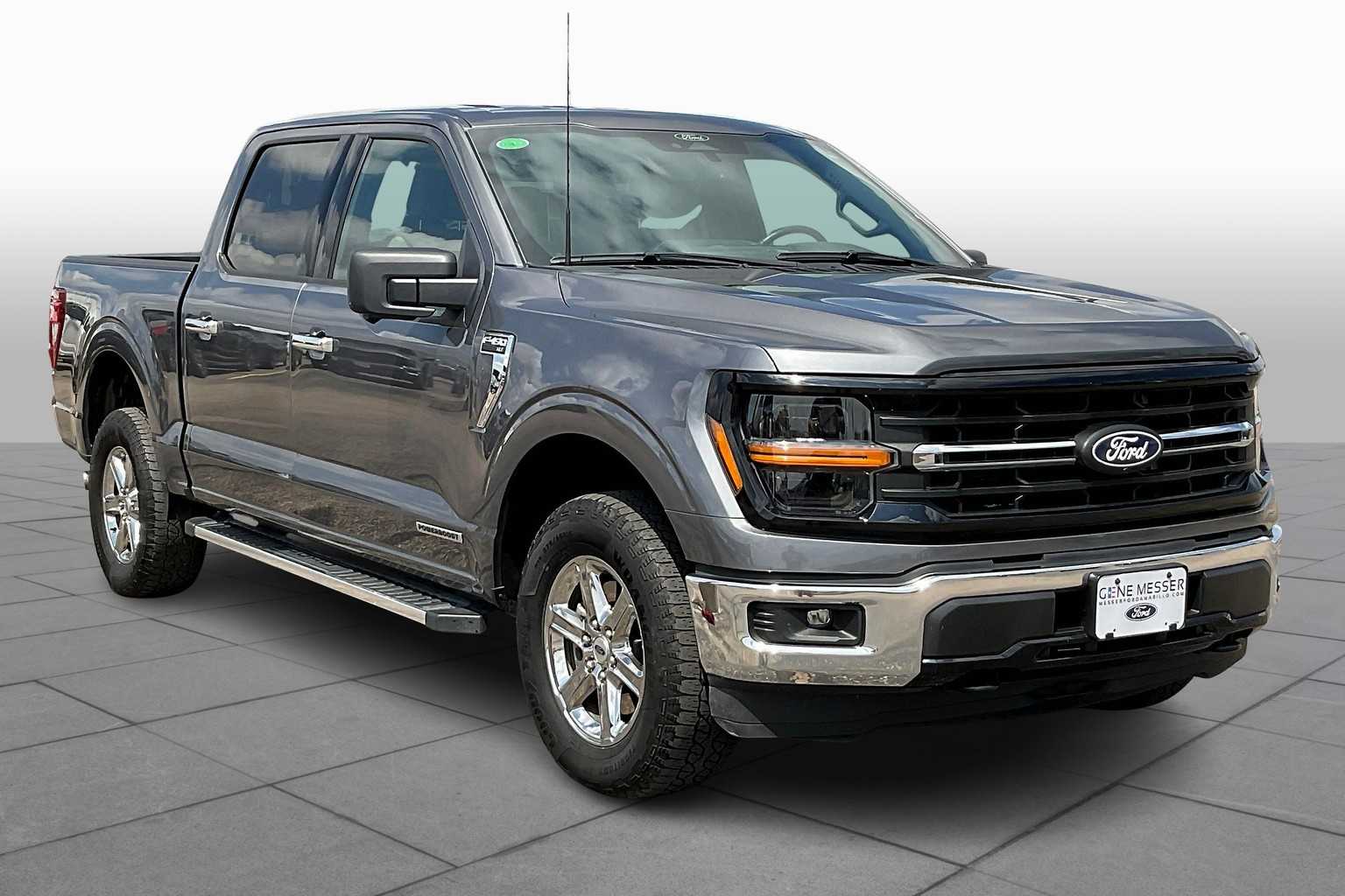 2024 Ford F-150 XLT photo 2