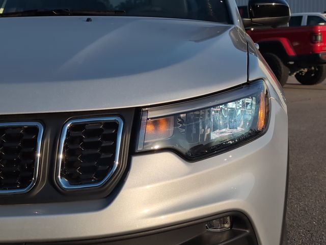2025 Jeep Compass Latitude photo 33