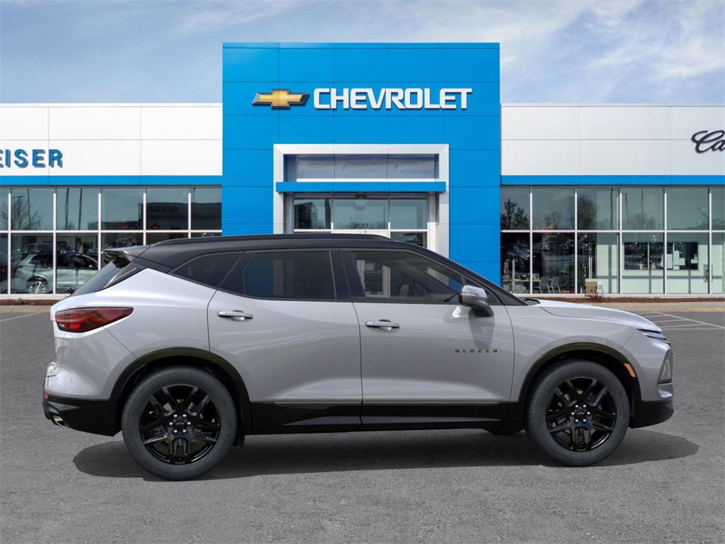 2025 Chevrolet Blazer RS photo 4