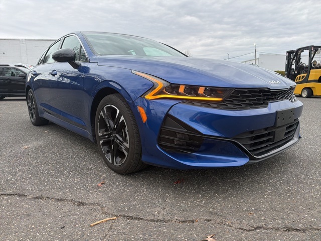 2023 Kia K5 GT-Line photo 3