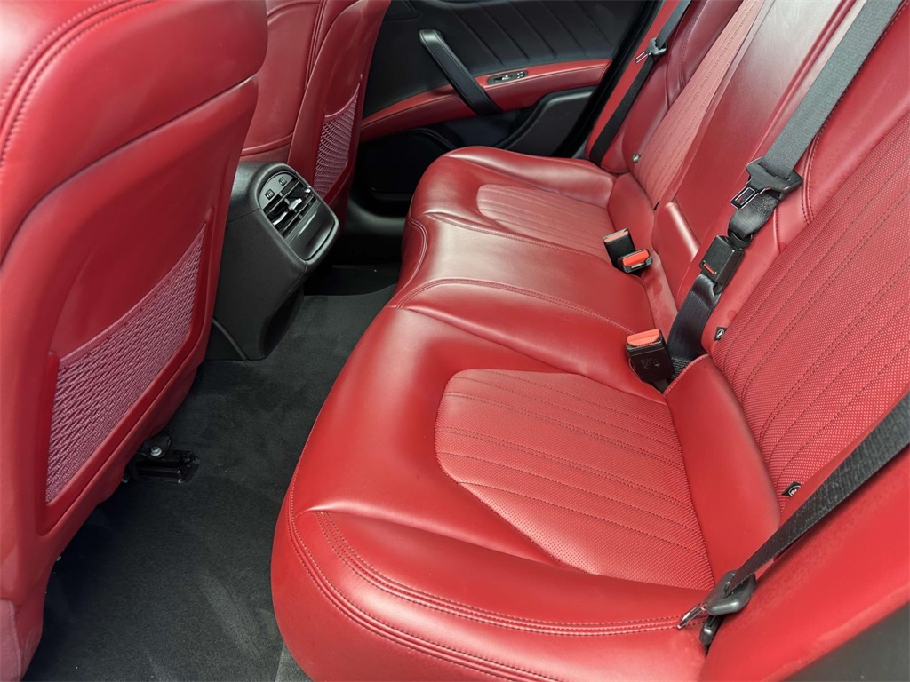 2022 Maserati Ghibli Modena Q4 photo 15