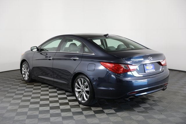 2012 Hyundai Sonata Limited photo 4