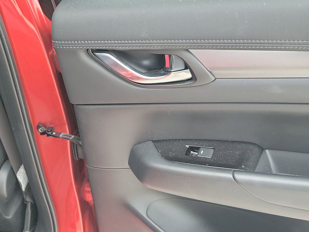2019 Mazda CX-5 Touring photo 40