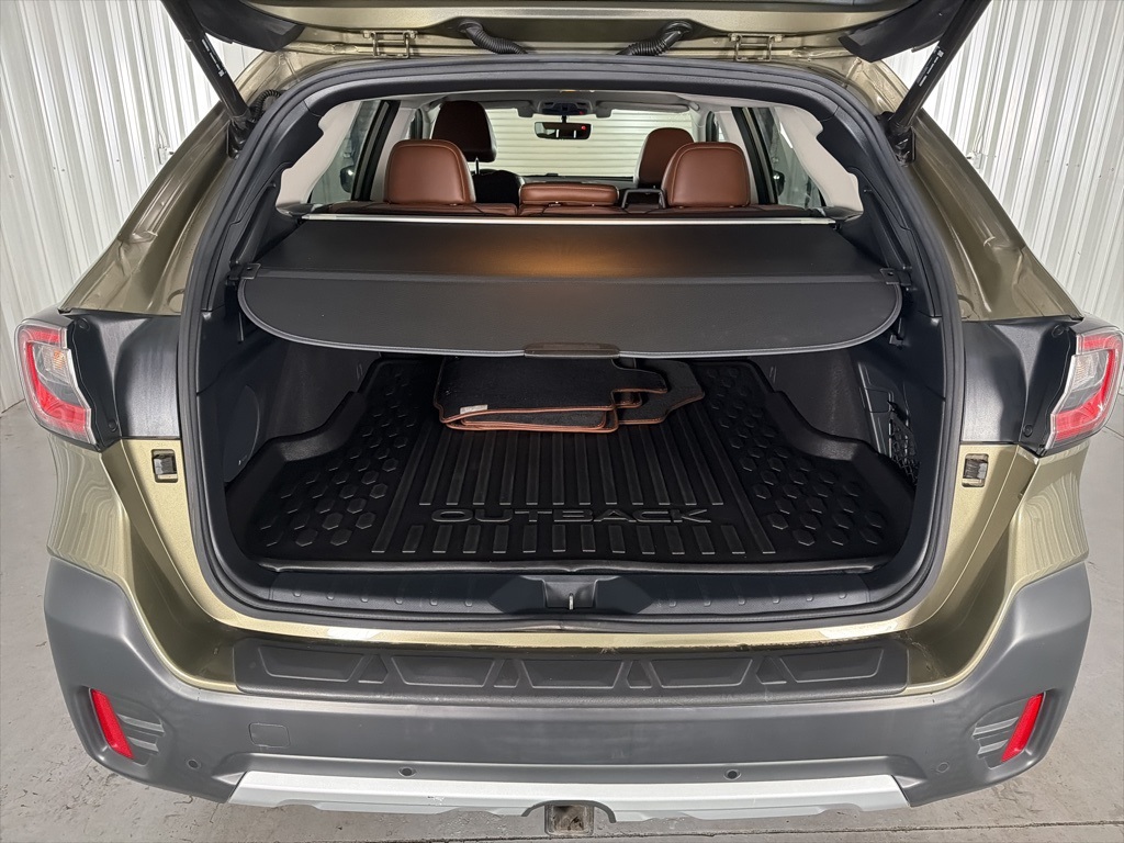 2021 Subaru Outback Touring photo 8