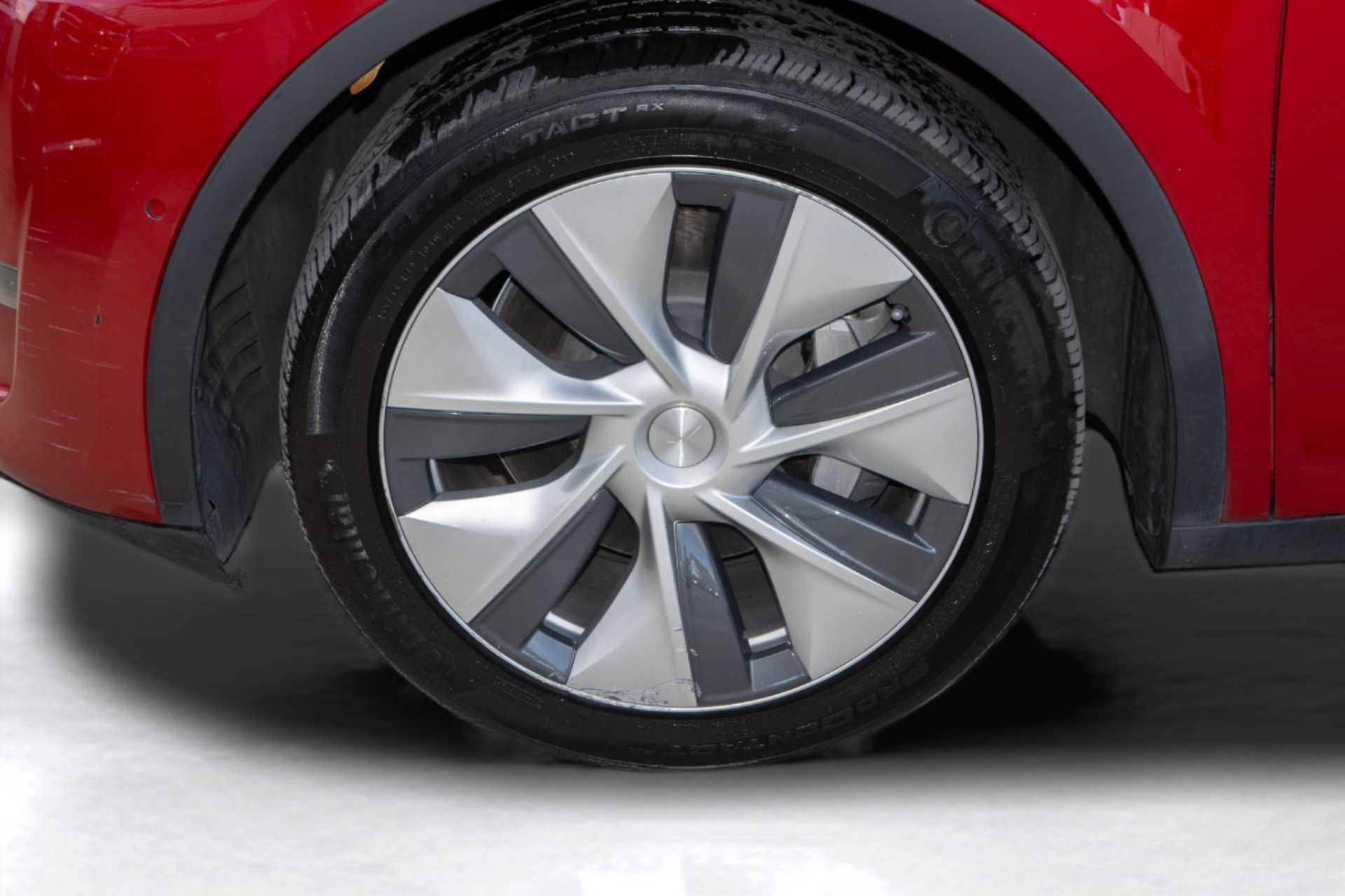 2020 Tesla Model Y Long Range photo 23