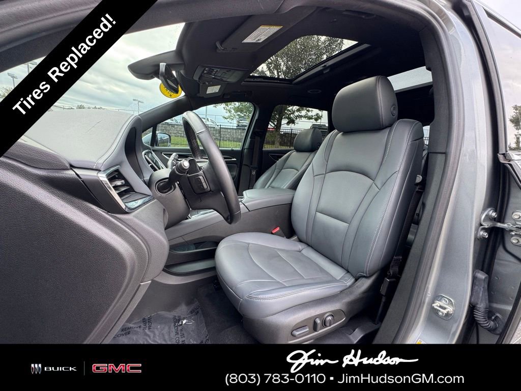 2023 Buick Enclave Essence photo 3