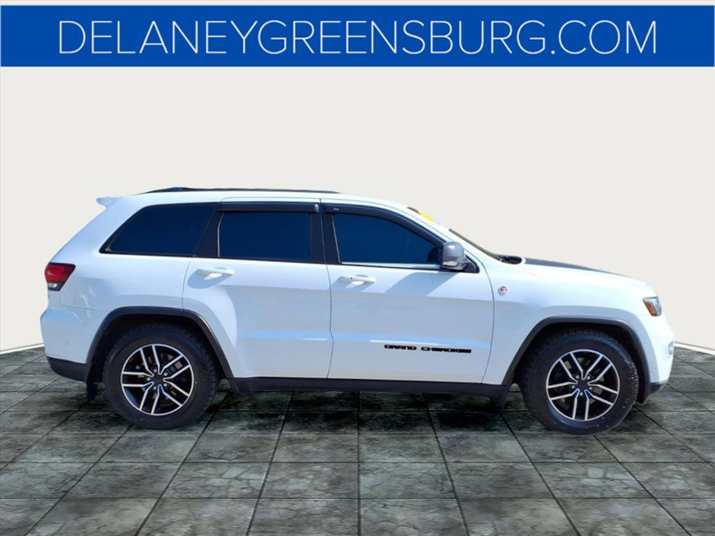 2020 Jeep Grand Cherokee Trailhawk photo 2