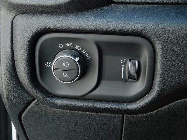 2024 Ram 3500 Big Horn photo 28