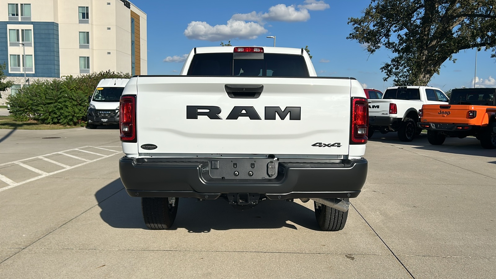 2026 Ram 2500 Tradesman photo 4