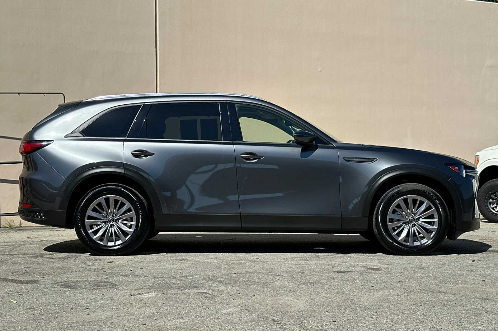 2024 Mazda CX-90 3.3 Turbo Preferred photo 3