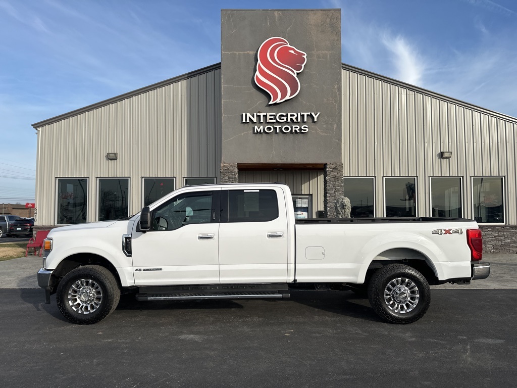 2020 Ford F-350 Super Duty XLT's photo