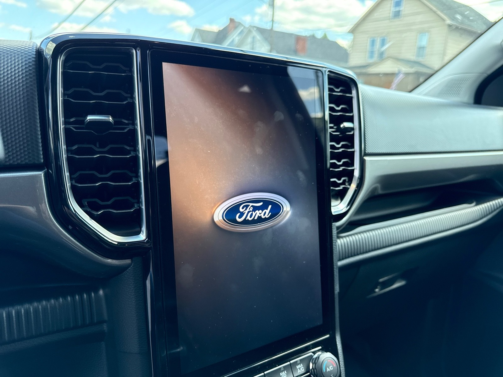 2025 Ford Ranger XLT photo 12