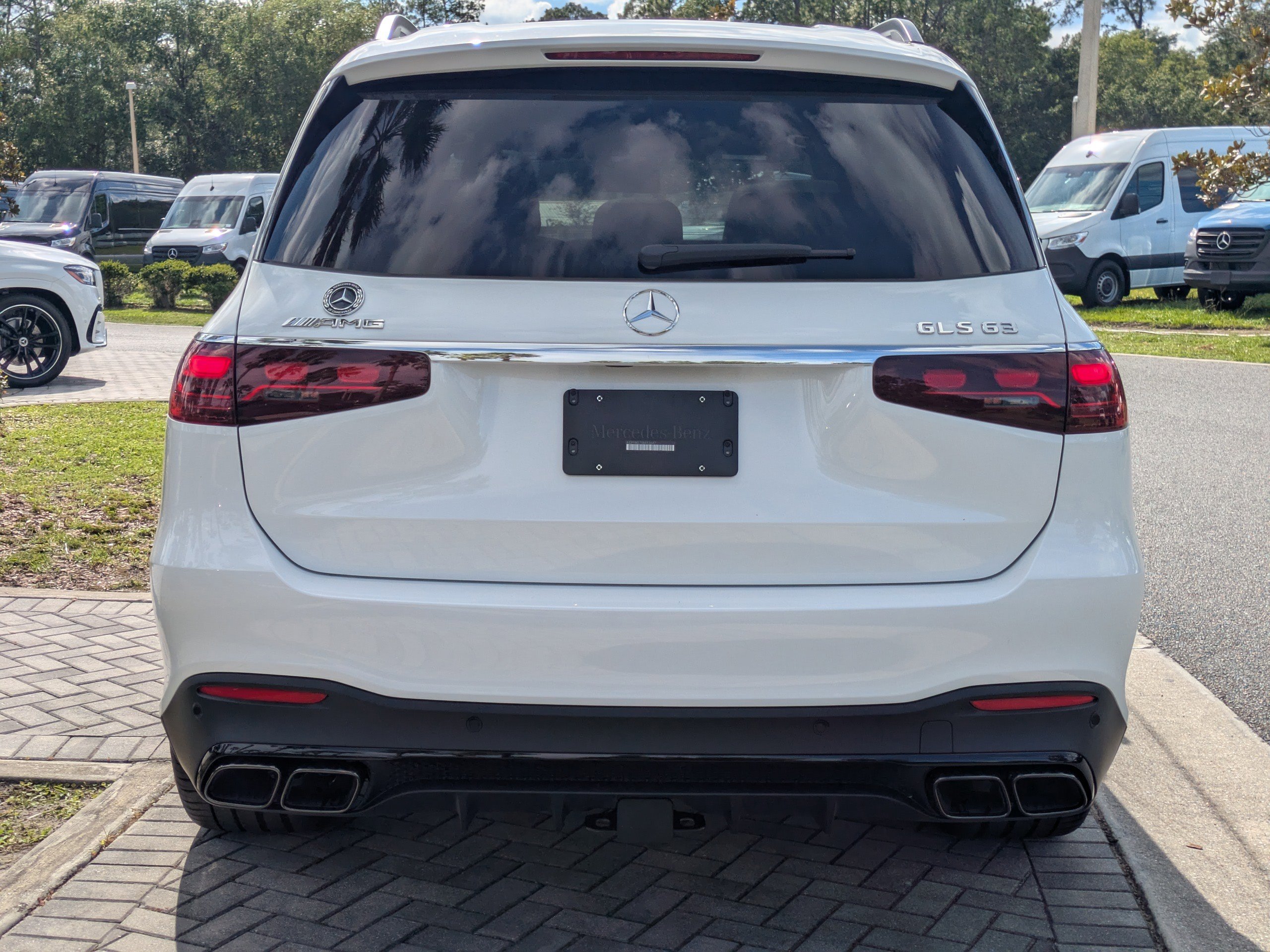 2025 Mercedes Benz GLS AMG 63 4MATIC photo 6
