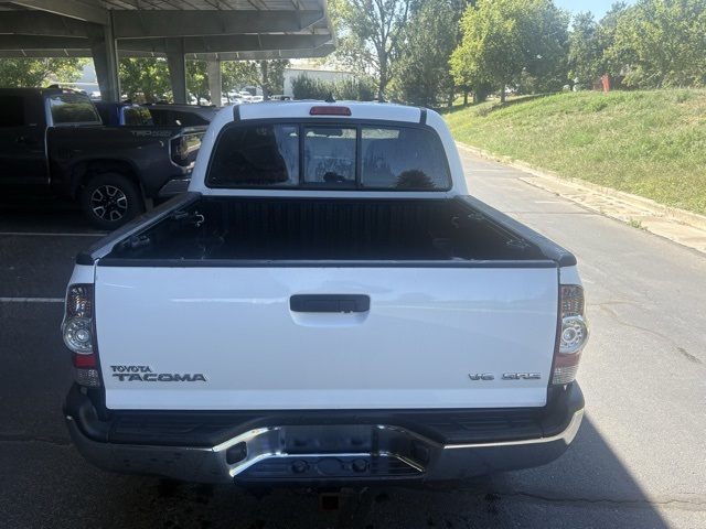 2015 Toyota Tacoma Base photo 12