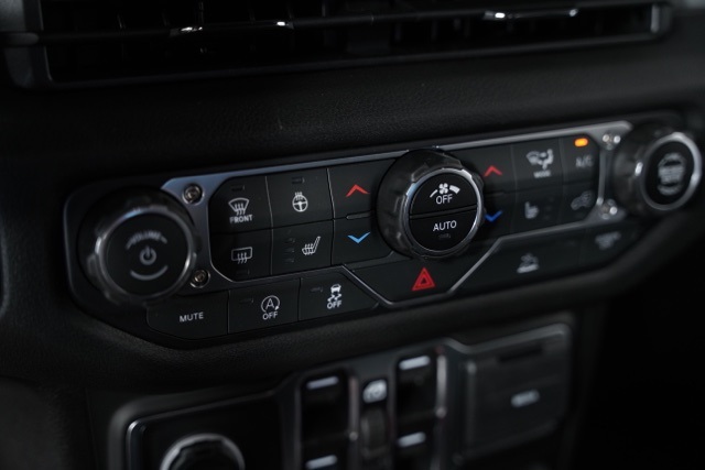 2025 Jeep Wrangler Sport S photo 9