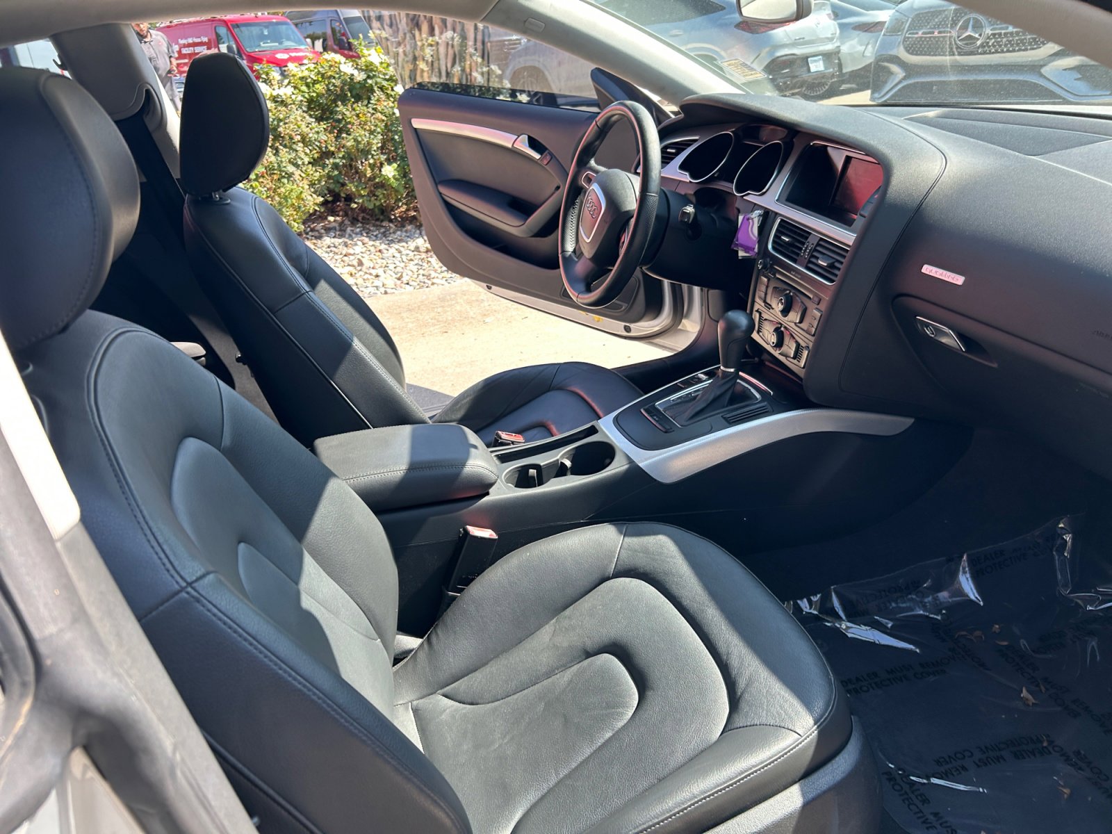 2011 Audi A5 2.0T Premium photo 27